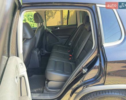 Черный Фольксваген Тигуан, объемом двигателя 1.98 л и пробегом 195 тыс. км за 16850 $, фото 44 на Automoto.ua