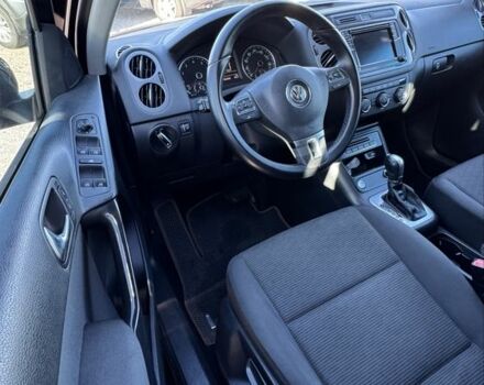 Черный Фольксваген Тигуан, объемом двигателя 2 л и пробегом 183 тыс. км за 14000 $, фото 9 на Automoto.ua