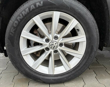 Черный Фольксваген Тигуан, объемом двигателя 2 л и пробегом 95 тыс. км за 14499 $, фото 18 на Automoto.ua