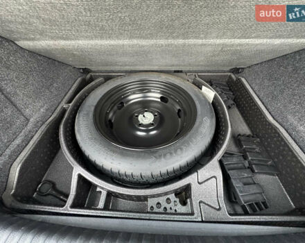 Черный Фольксваген Тигуан, объемом двигателя 2 л и пробегом 140 тыс. км за 13700 $, фото 22 на Automoto.ua