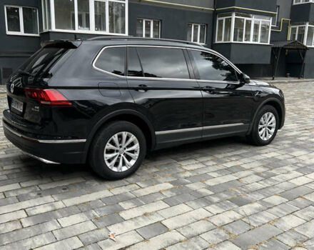Черный Фольксваген Тигуан, объемом двигателя 1.98 л и пробегом 135 тыс. км за 20700 $, фото 16 на Automoto.ua