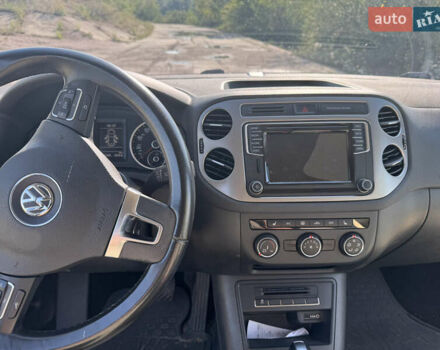 Чорний Фольксваген Тігуан, об'ємом двигуна 1.97 л та пробігом 150 тис. км за 14500 $, фото 12 на Automoto.ua