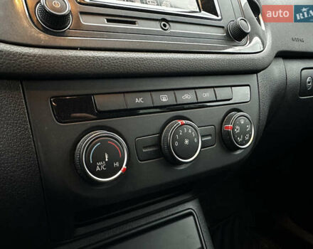 Черный Фольксваген Тигуан, объемом двигателя 1.97 л и пробегом 217 тыс. км за 13200 $, фото 17 на Automoto.ua