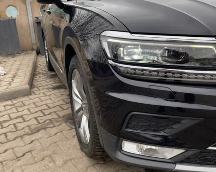 Черный Фольксваген Тигуан, объемом двигателя 2 л и пробегом 225 тыс. км за 24000 $, фото 13 на Automoto.ua