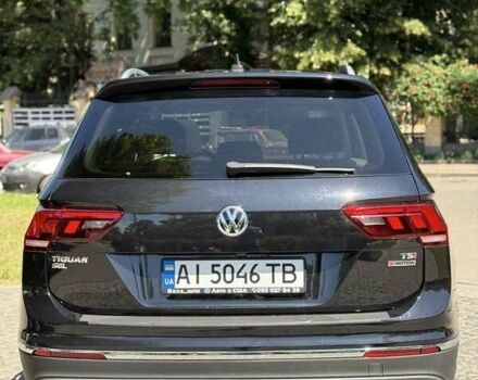Черный Фольксваген Тигуан, объемом двигателя 2 л и пробегом 145 тыс. км за 19700 $, фото 3 на Automoto.ua