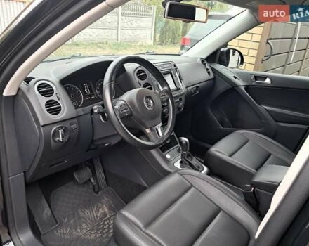 Чорний Фольксваген Тігуан, об'ємом двигуна 1.98 л та пробігом 143 тис. км за 12999 $, фото 8 на Automoto.ua