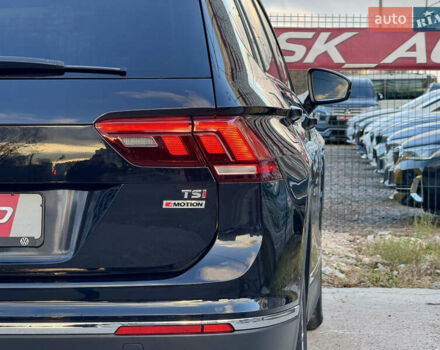 Черный Фольксваген Тигуан, объемом двигателя 1.98 л и пробегом 81 тыс. км за 21500 $, фото 73 на Automoto.ua