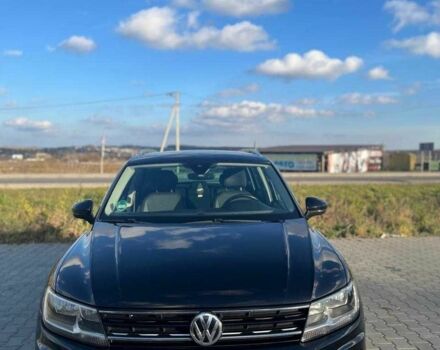 Черный Фольксваген Тигуан, объемом двигателя 2 л и пробегом 300 тыс. км за 17000 $, фото 13 на Automoto.ua