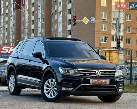 Черный Фольксваген Тигуан, объемом двигателя 1.98 л и пробегом 81 тыс. км за 21500 $, фото 2 на Automoto.ua