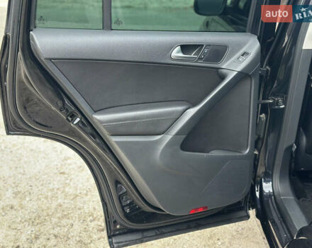 Черный Фольксваген Тигуан, объемом двигателя 1.98 л и пробегом 85 тыс. км за 15999 $, фото 9 на Automoto.ua