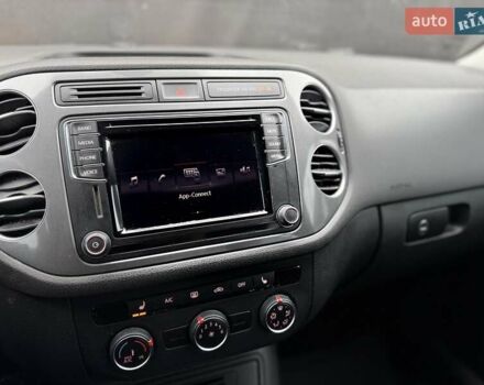 Черный Фольксваген Тигуан, объемом двигателя 1.98 л и пробегом 222 тыс. км за 11300 $, фото 33 на Automoto.ua