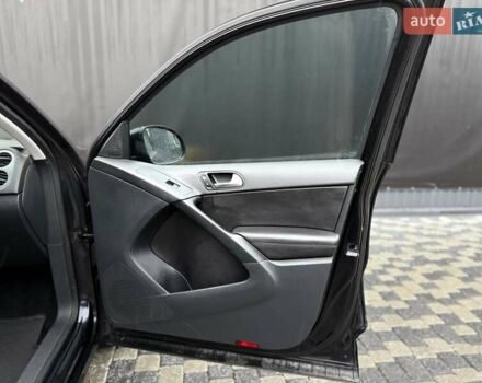 Черный Фольксваген Тигуан, объемом двигателя 1.98 л и пробегом 222 тыс. км за 11300 $, фото 30 на Automoto.ua