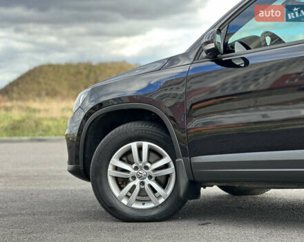 Черный Фольксваген Тигуан, объемом двигателя 2 л и пробегом 175 тыс. км за 12333 $, фото 17 на Automoto.ua