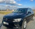 Черный Фольксваген Тигуан, объемом двигателя 2 л и пробегом 300 тыс. км за 17000 $, фото 3 на Automoto.ua