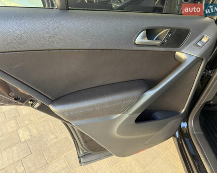 Черный Фольксваген Тигуан, объемом двигателя 1.98 л и пробегом 161 тыс. км за 14300 $, фото 20 на Automoto.ua