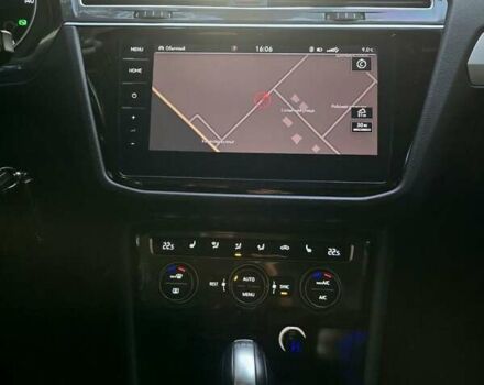 Черный Фольксваген Тигуан, объемом двигателя 1.98 л и пробегом 130 тыс. км за 24499 $, фото 21 на Automoto.ua