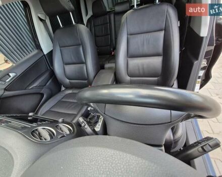 Чорний Фольксваген Тігуан, об'ємом двигуна 1.98 л та пробігом 117 тис. км за 17890 $, фото 43 на Automoto.ua