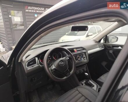 Черный Фольксваген Тигуан, объемом двигателя 1.98 л и пробегом 293 тыс. км за 12999 $, фото 9 на Automoto.ua