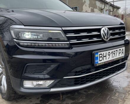 Черный Фольксваген Тигуан, объемом двигателя 2 л и пробегом 225 тыс. км за 24000 $, фото 15 на Automoto.ua