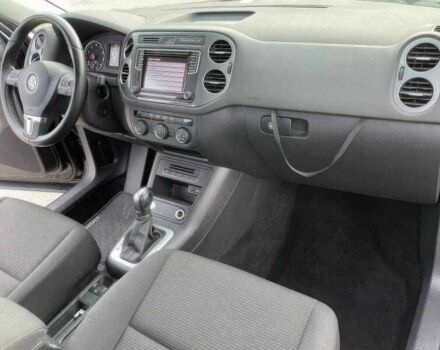 Чорний Фольксваген Тігуан, об'ємом двигуна 2 л та пробігом 123 тис. км за 3200 $, фото 11 на Automoto.ua