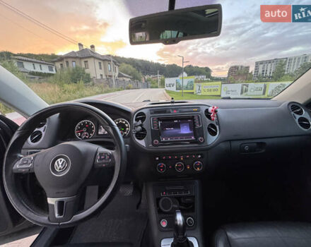Чорний Фольксваген Тігуан, об'ємом двигуна 2 л та пробігом 117 тис. км за 15800 $, фото 20 на Automoto.ua