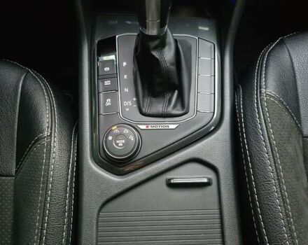 Черный Фольксваген Тигуан, объемом двигателя 1.98 л и пробегом 130 тыс. км за 24499 $, фото 23 на Automoto.ua