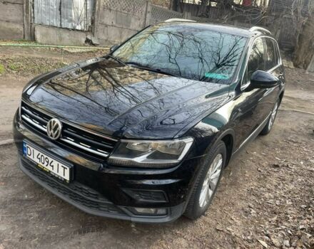 Черный Фольксваген Тигуан, объемом двигателя 2 л и пробегом 207 тыс. км за 22000 $, фото 3 на Automoto.ua