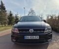 Черный Фольксваген Тигуан, объемом двигателя 2 л и пробегом 78 тыс. км за 17000 $, фото 1 на Automoto.ua