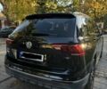 Чорний Фольксваген Тігуан, об'ємом двигуна 2 л та пробігом 127 тис. км за 22000 $, фото 3 на Automoto.ua