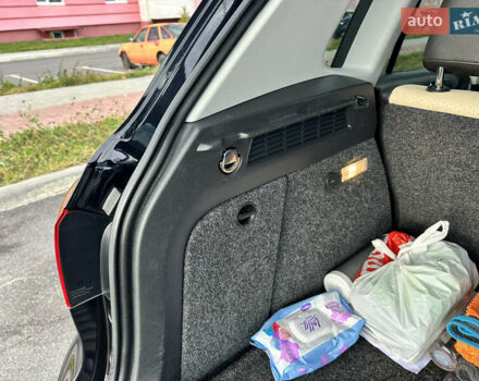 Черный Фольксваген Тигуан, объемом двигателя 2 л и пробегом 175 тыс. км за 12333 $, фото 34 на Automoto.ua