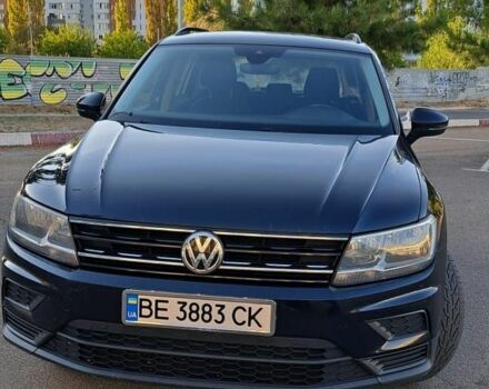 Чорний Фольксваген Тігуан, об'ємом двигуна 2 л та пробігом 176 тис. км за 20500 $, фото 2 на Automoto.ua