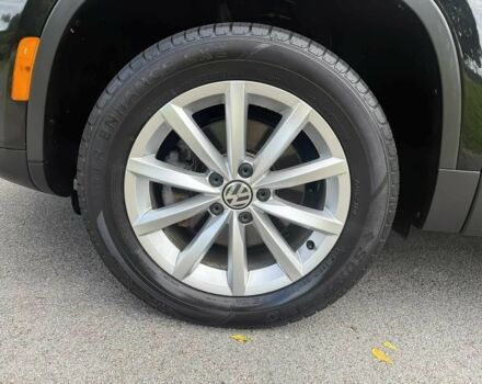 Чорний Фольксваген Тігуан, об'ємом двигуна 2 л та пробігом 52 тис. км за 3200 $, фото 13 на Automoto.ua