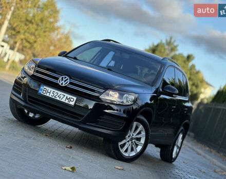 Черный Фольксваген Тигуан, объемом двигателя 2 л и пробегом 100 тыс. км за 14200 $, фото 6 на Automoto.ua