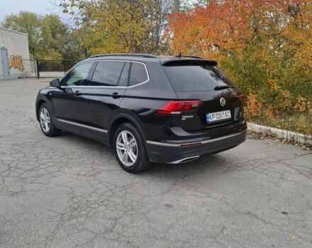 Черный Фольксваген Тигуан, объемом двигателя 2 л и пробегом 94 тыс. км за 21000 $, фото 6 на Automoto.ua