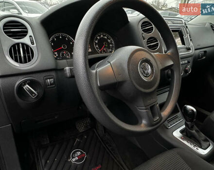 Черный Фольксваген Тигуан, объемом двигателя 1.97 л и пробегом 217 тыс. км за 13200 $, фото 20 на Automoto.ua