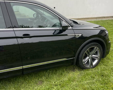 Черный Фольксваген Тигуан, объемом двигателя 1.98 л и пробегом 215 тыс. км за 26855 $, фото 10 на Automoto.ua