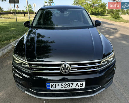 Черный Фольксваген Тигуан, объемом двигателя 1.97 л и пробегом 104 тыс. км за 26100 $, фото 1 на Automoto.ua