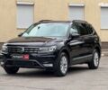 Черный Фольксваген Тигуан, объемом двигателя 2 л и пробегом 143 тыс. км за 18690 $, фото 1 на Automoto.ua