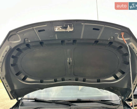 Черный Фольксваген Тигуан, объемом двигателя 2 л и пробегом 175 тыс. км за 12333 $, фото 66 на Automoto.ua