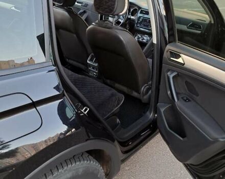 Черный Фольксваген Тигуан, объемом двигателя 1.98 л и пробегом 177 тыс. км за 20500 $, фото 49 на Automoto.ua