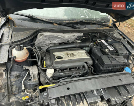 Черный Фольксваген Тигуан, объемом двигателя 1.98 л и пробегом 198 тыс. км за 8800 $, фото 8 на Automoto.ua