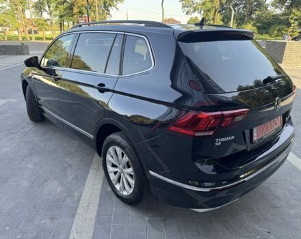 Черный Фольксваген Тигуан, объемом двигателя 2 л и пробегом 173 тыс. км за 16400 $, фото 6 на Automoto.ua