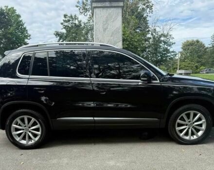 Чорний Фольксваген Тігуан, об'ємом двигуна 2 л та пробігом 52 тис. км за 3200 $, фото 5 на Automoto.ua