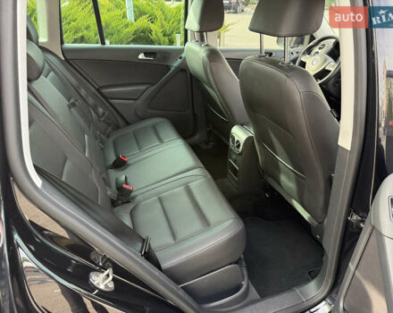 Черный Фольксваген Тигуан, объемом двигателя 2 л и пробегом 104 тыс. км за 14900 $, фото 14 на Automoto.ua