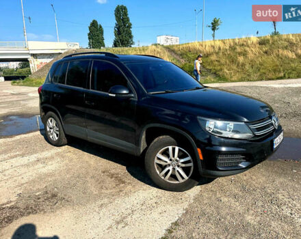 Чорний Фольксваген Тігуан, об'ємом двигуна 1.97 л та пробігом 150 тис. км за 14500 $, фото 2 на Automoto.ua
