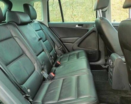 Чорний Фольксваген Тігуан, об'ємом двигуна 2 л та пробігом 82 тис. км за 10300 $, фото 17 на Automoto.ua