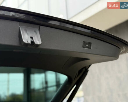 Черный Фольксваген Тигуан, объемом двигателя 2 л и пробегом 209 тыс. км за 23800 $, фото 18 на Automoto.ua