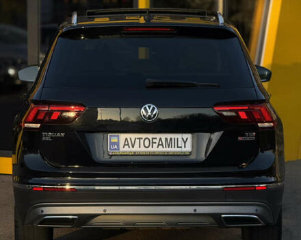 Черный Фольксваген Тигуан, объемом двигателя 1.98 л и пробегом 145 тыс. км за 19200 $, фото 3 на Automoto.ua