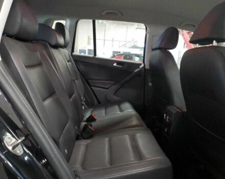 Чорний Фольксваген Тігуан, об'ємом двигуна 0 л та пробігом 82 тис. км за 1800 $, фото 10 на Automoto.ua