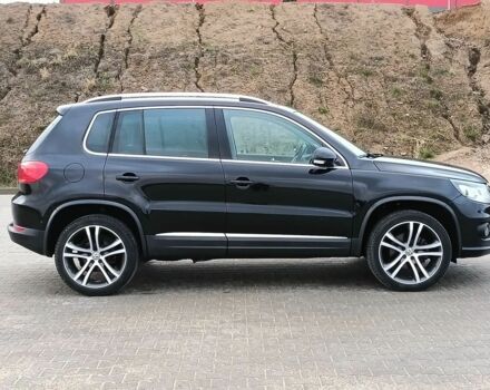 Черный Фольксваген Тигуан, объемом двигателя 2 л и пробегом 82 тыс. км за 9000 $, фото 4 на Automoto.ua